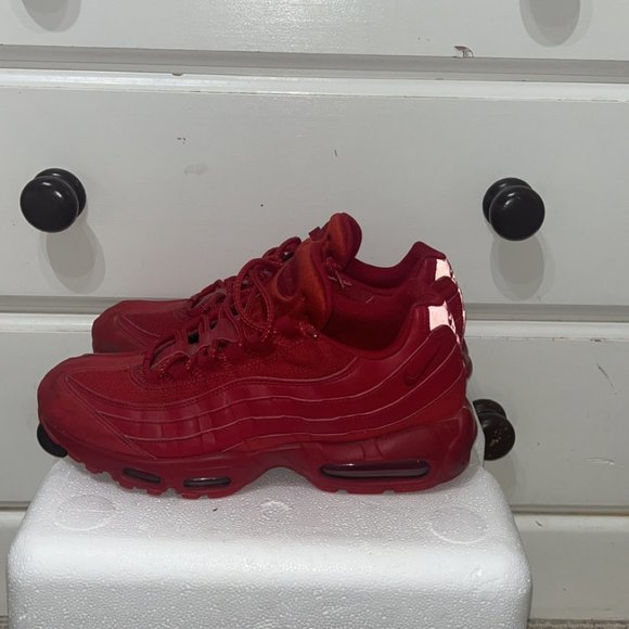 Nike Air Max 95 triple red - Picture 3 of 6